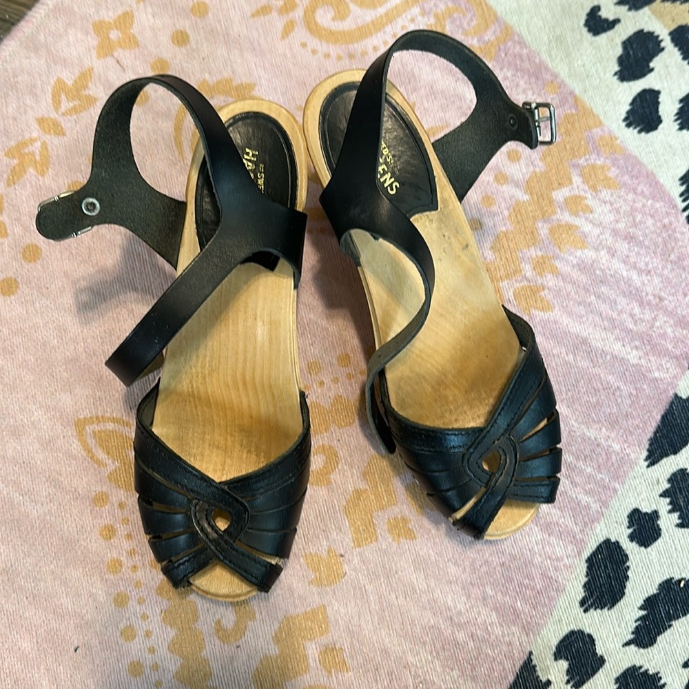 Swedish Hasbeens Fredrica Heeled Clogs Size 37/7